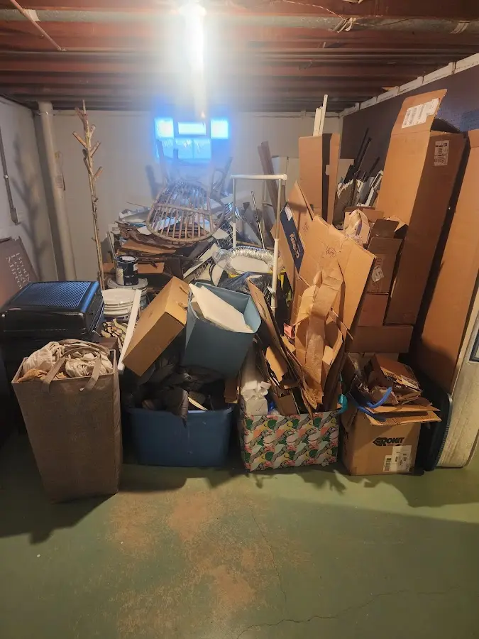 Roll-off dumpster container at job site for Construction Dumpster Rental in Kanab